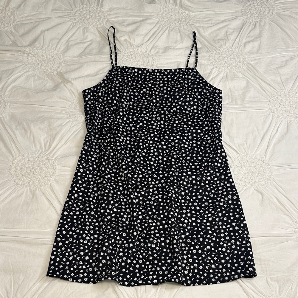 VICI Black and White Floral Dress
